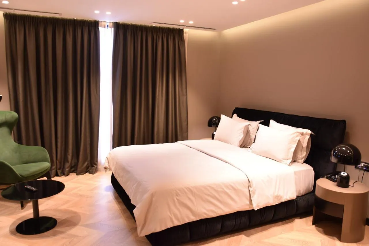 Hotel Unik Selitë e Vogël