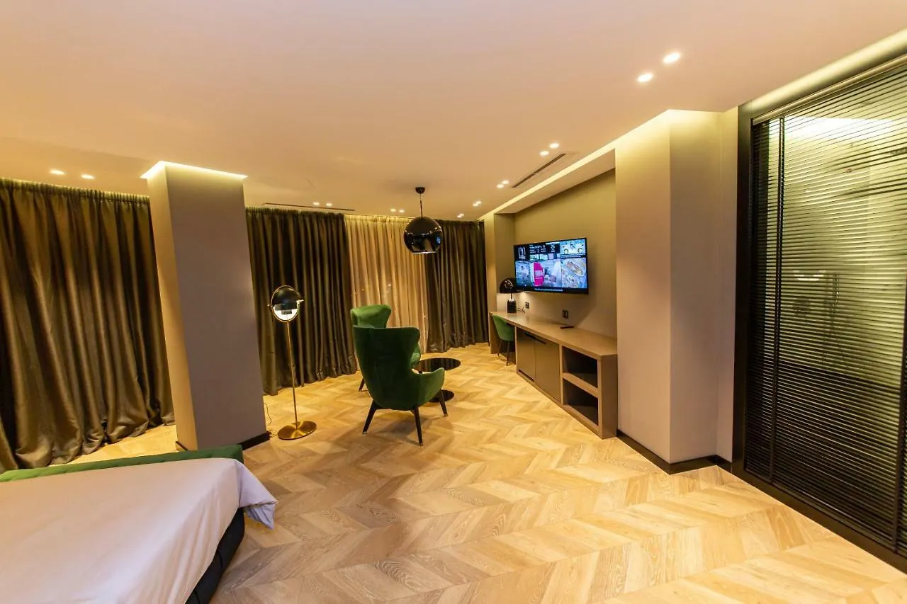 Hotel Unik Selitë e Vogël