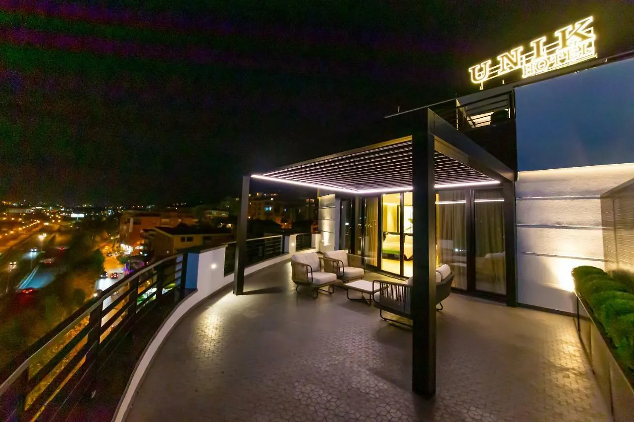 Hotel Unik Selitë e Vogël