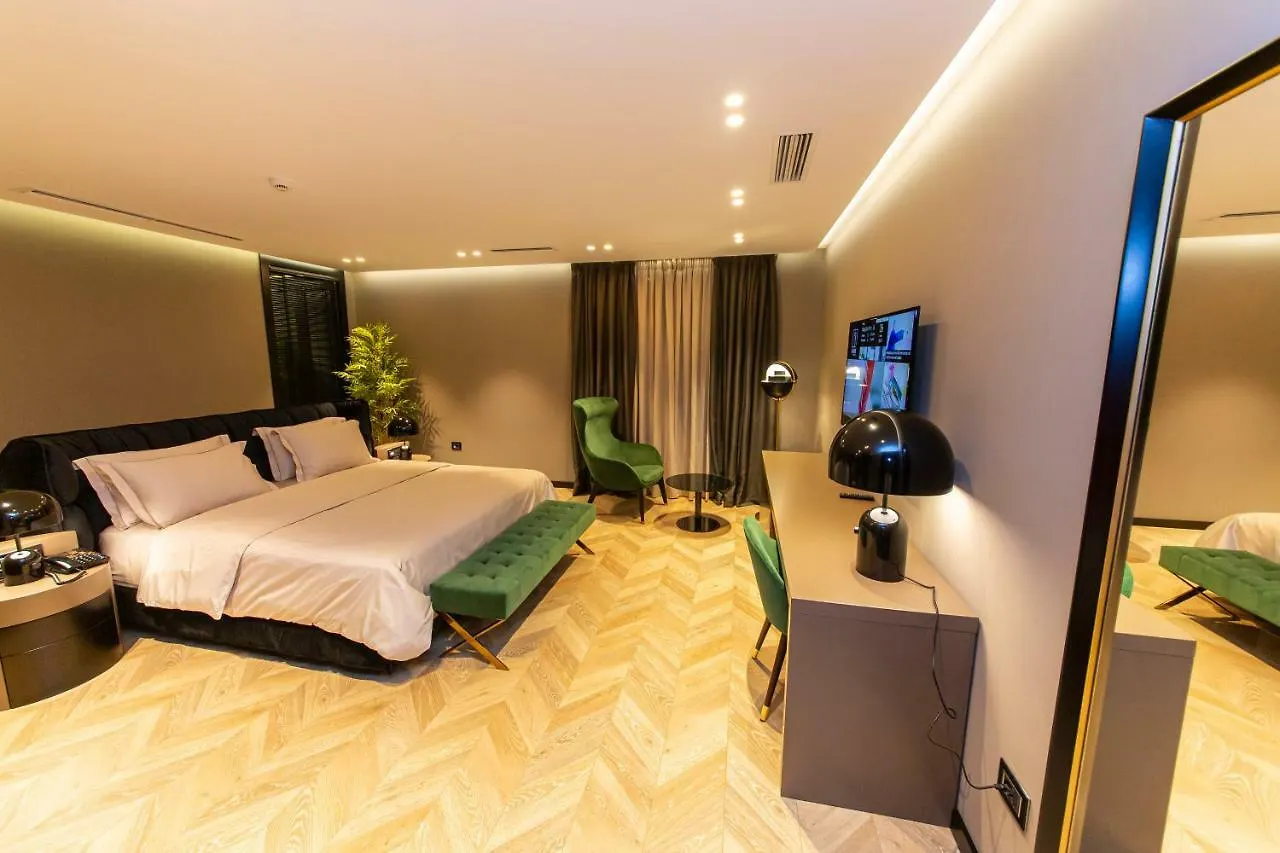 Hotel Unik Selitë e Vogël
